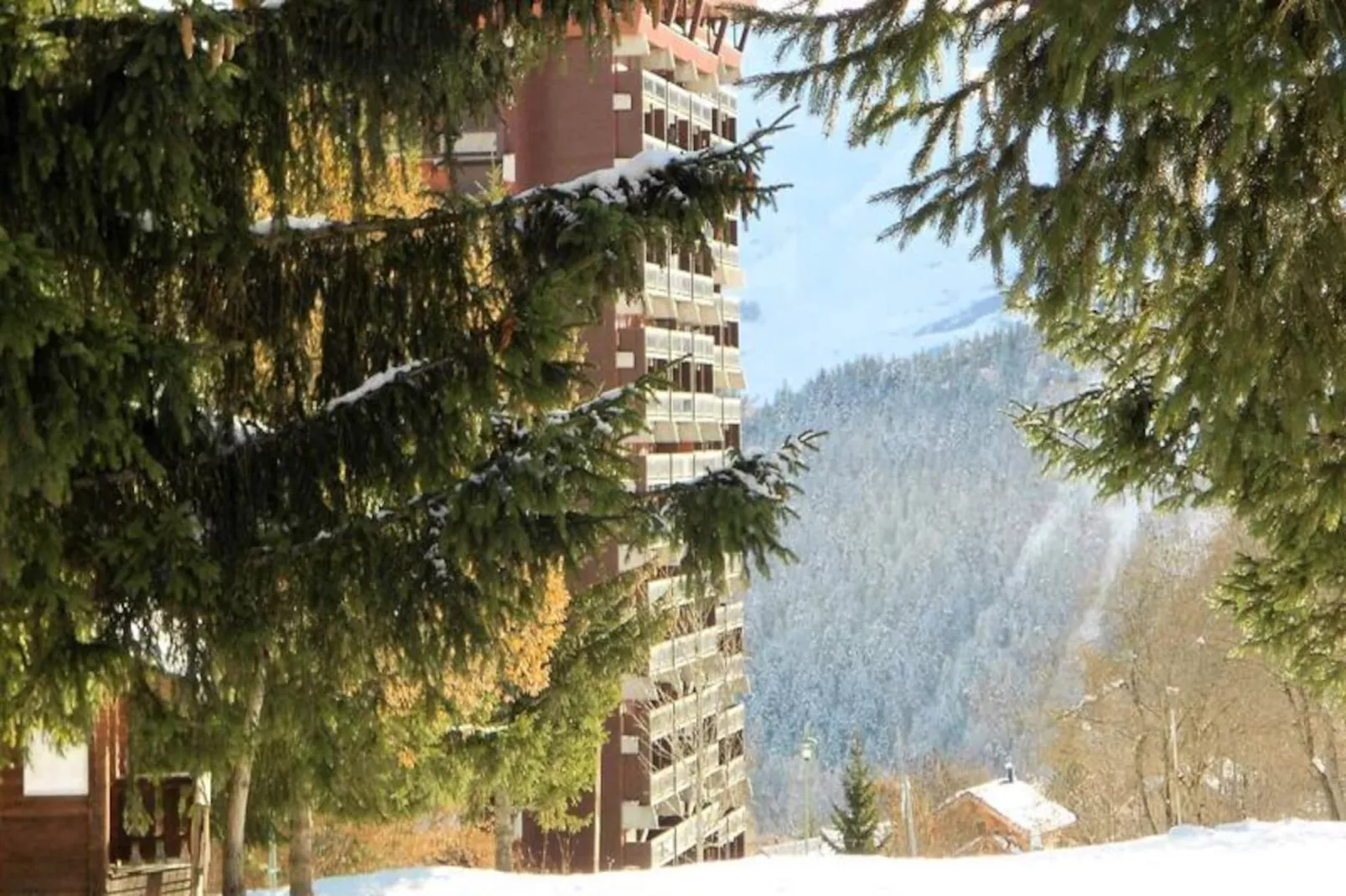 Résidence Lunik-Non tagué