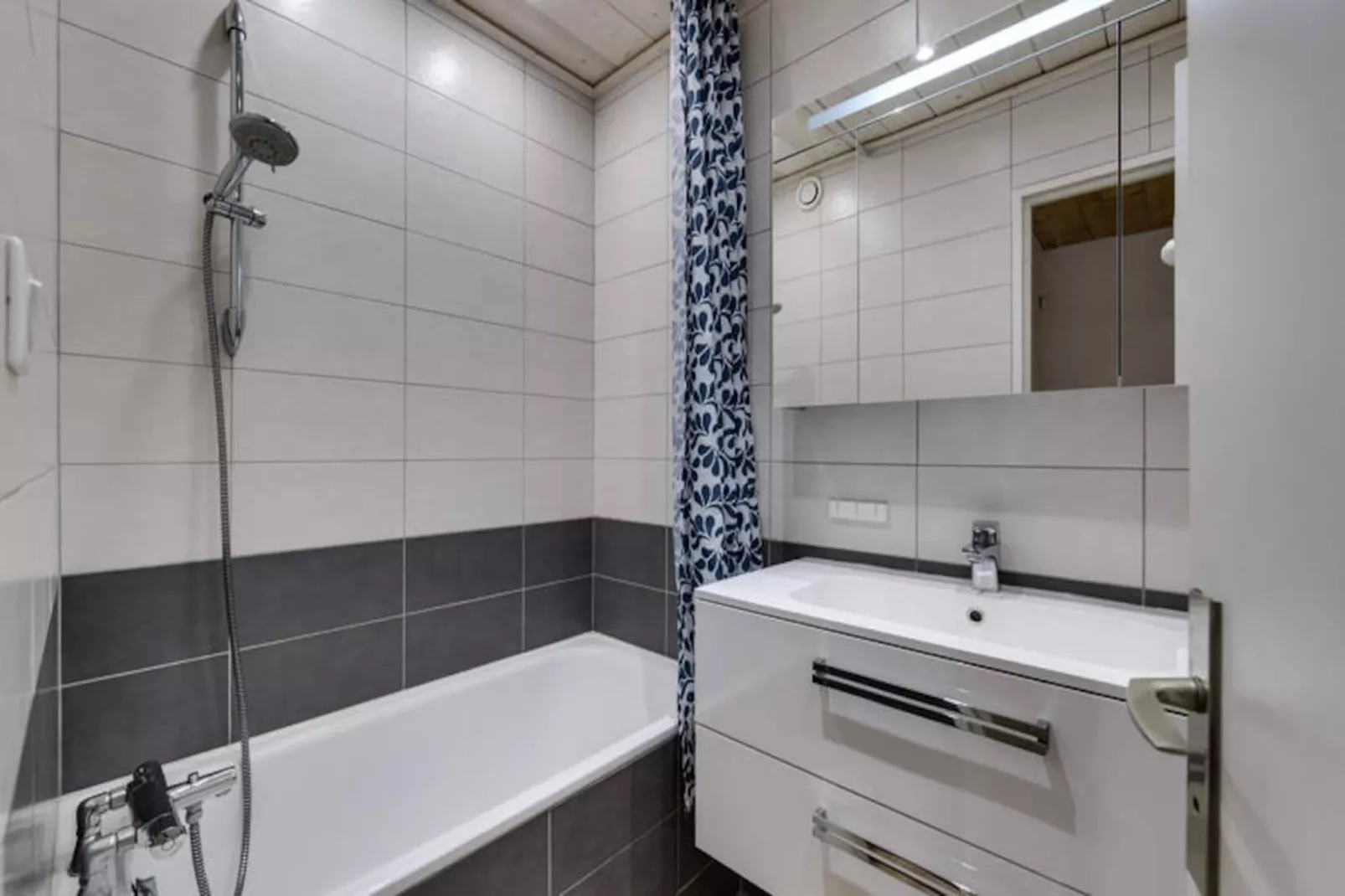 Résidence Genepi-Non tagué