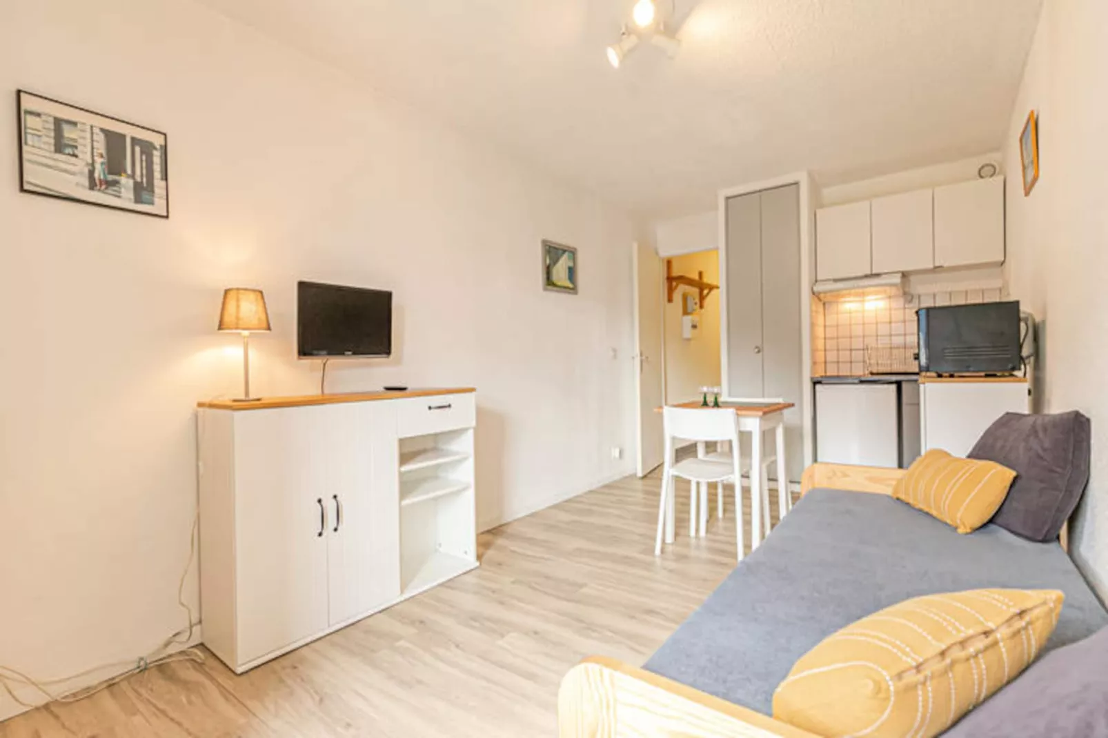 Résidence Setives-Untagged