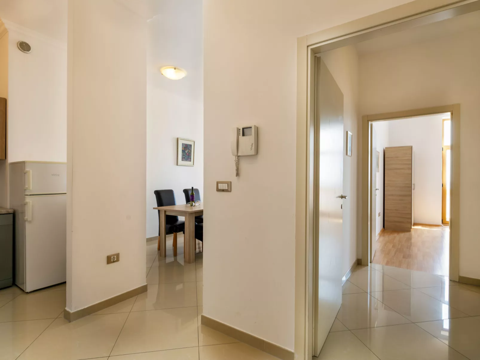 Aparthotel Rotonda Inn-Drinnen