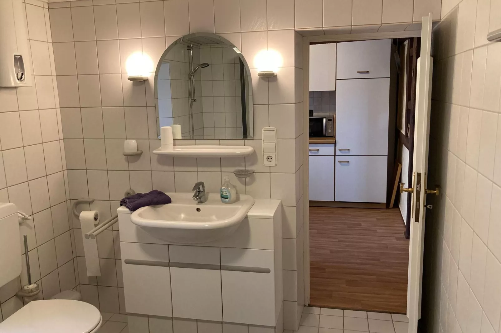Bauern Kate Alt Dedzen-Bathroom