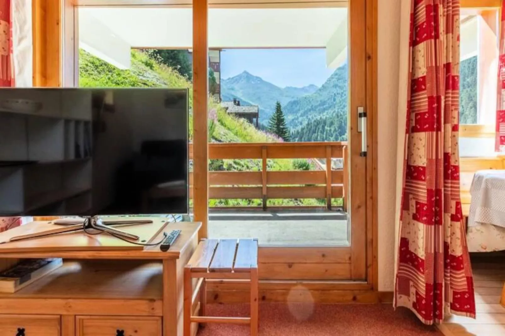 Sherpa 11 Sur Le Front De Neige De Mottaret-Untagged