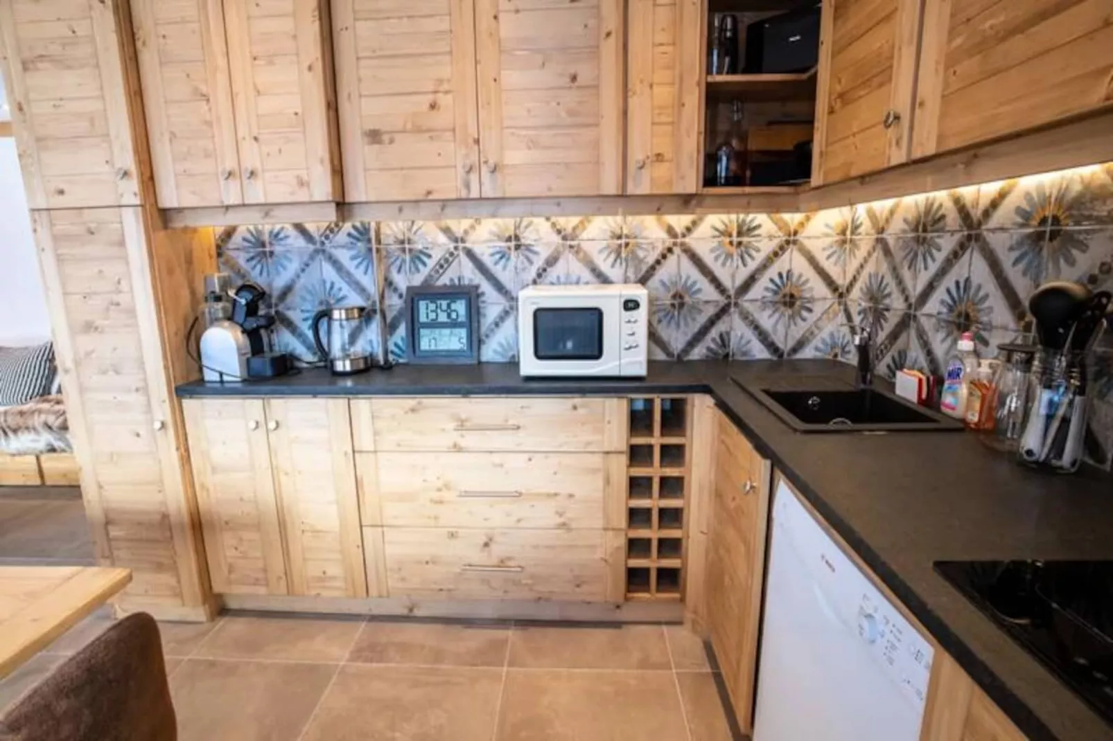 Les 3 Marches A1 En Face Du Télésiège De Morel-Nicht zugeordnet