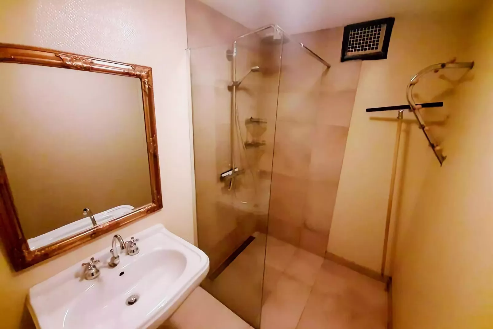 Ferienhaus Karl-Bathroom