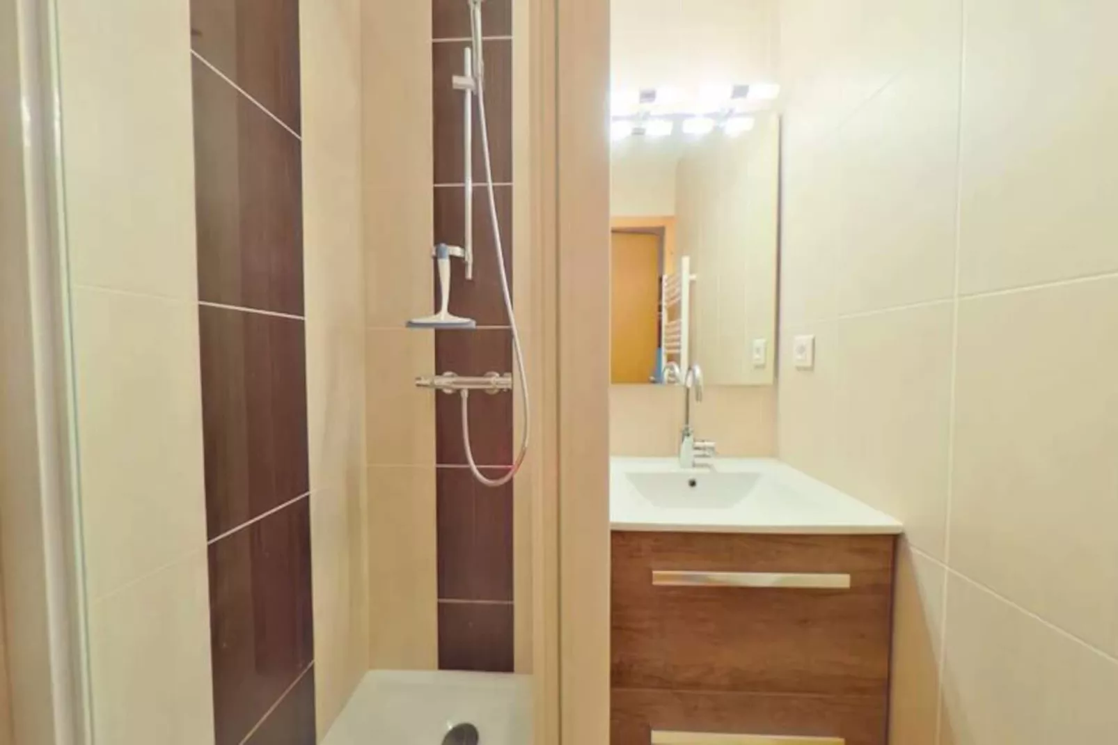 Résidence Village Bat 5-6-Non tagué