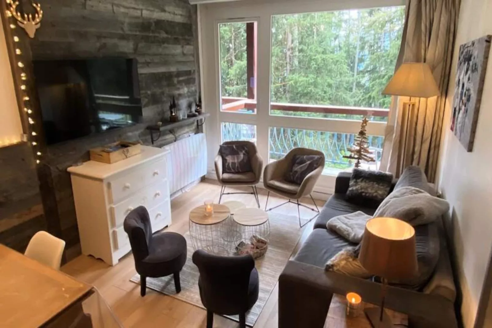 Résidence Thuria - Untagged