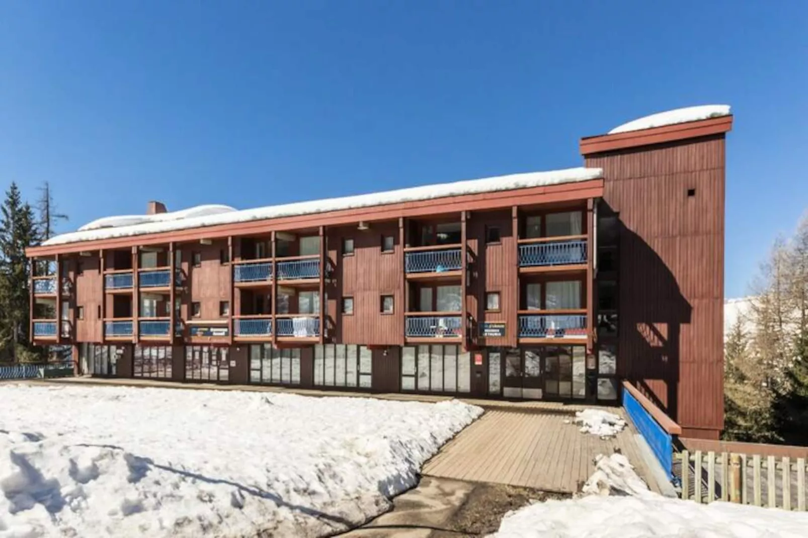 Résidence Thuria - Untagged