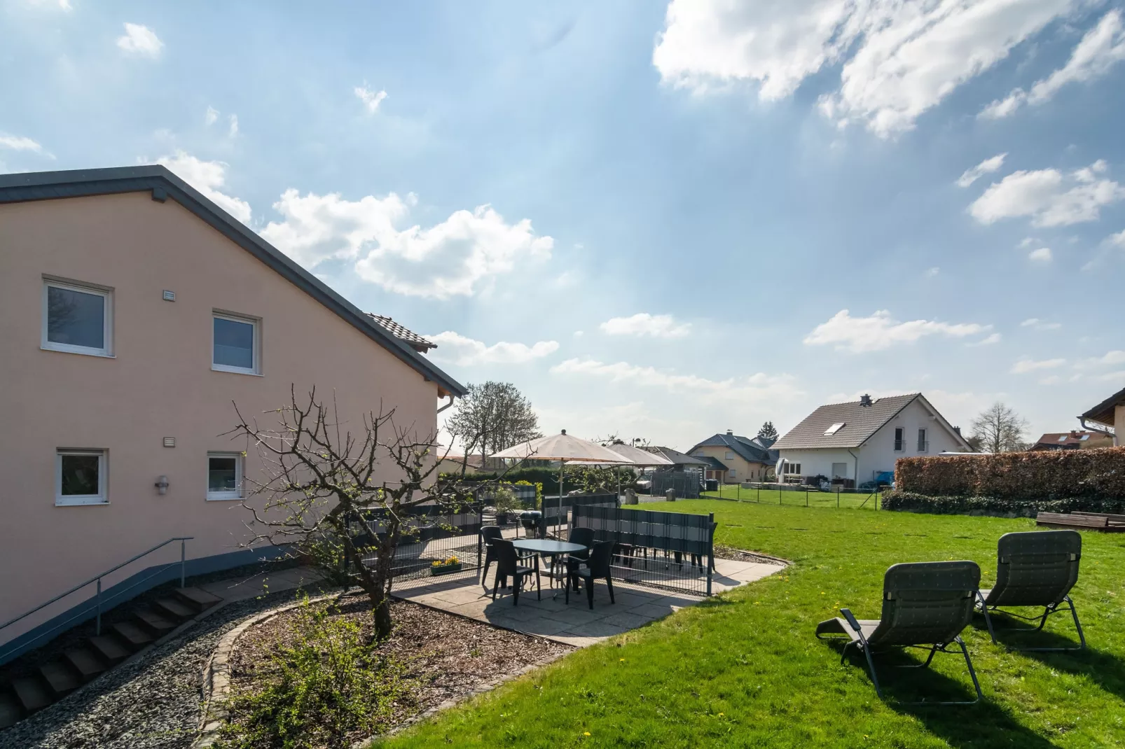 Antonius EG-Terrace balcony