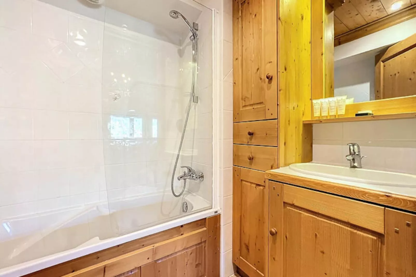 Appartements à Les Gets-Untagged