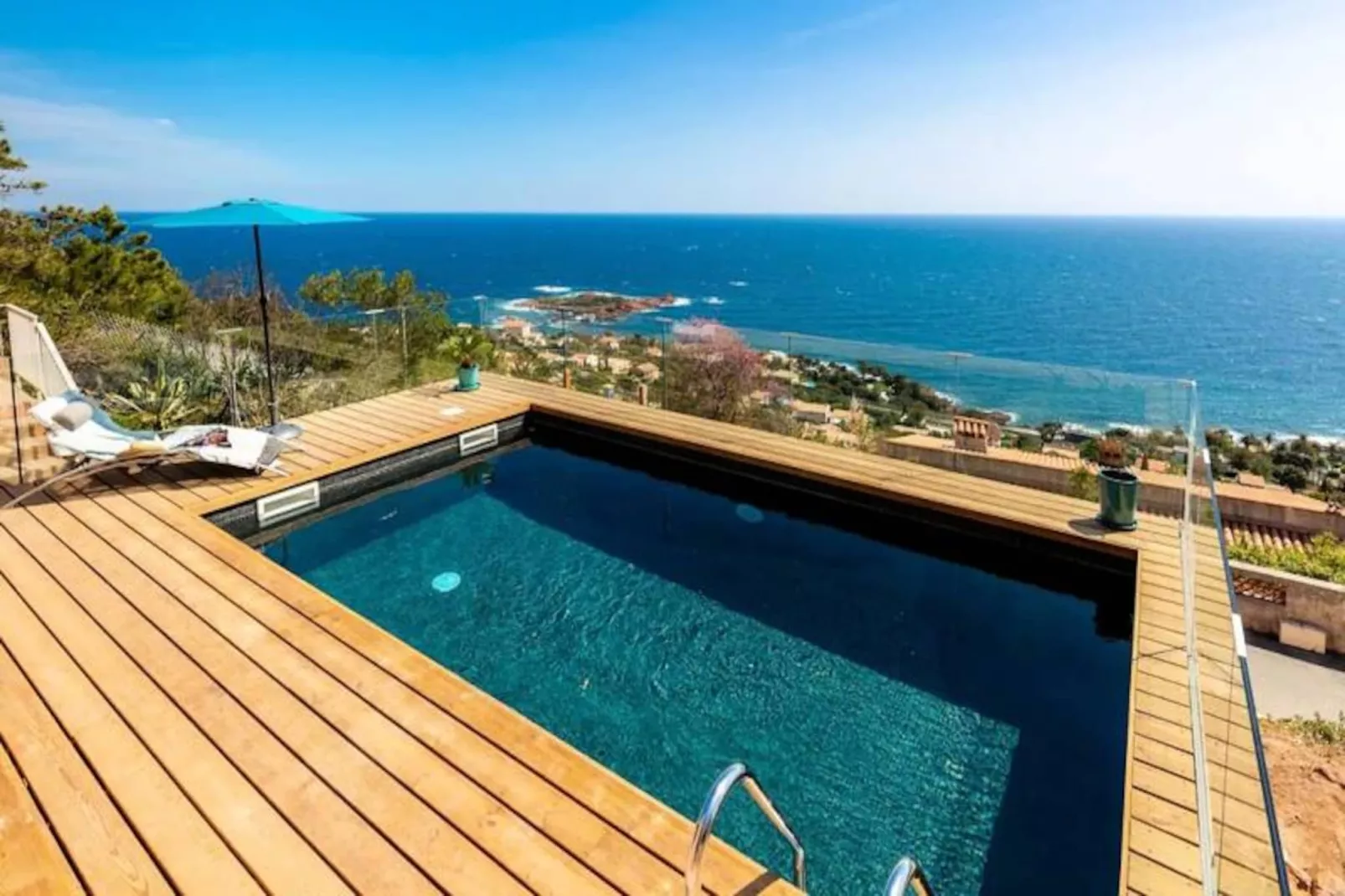 Sublime Villa Azur&eacute;enne 8 Pers, Piscine Et Vue Mer-Untagged