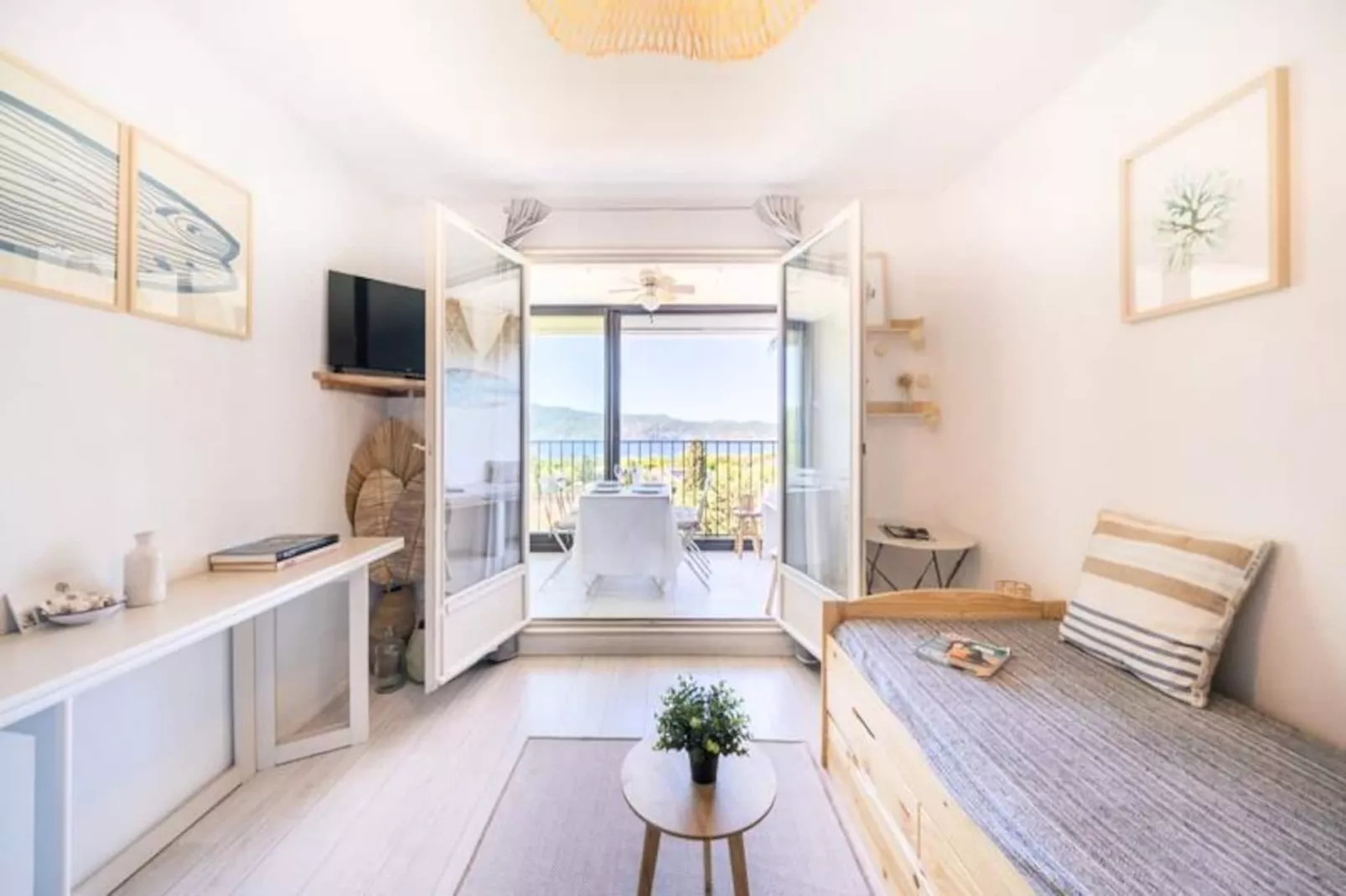 Vue Mer Imprenable, T3, Loggia, 6 Pers, Piscine, Tennis, Parking-Untagged