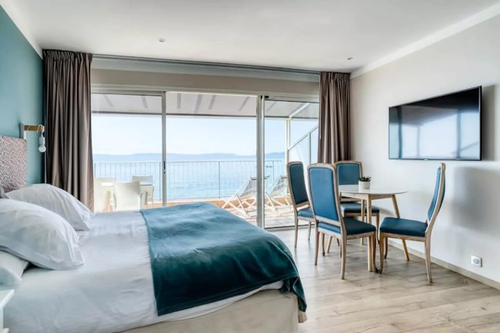 Résidence Suite Vue Mer 🌅 – Comme Un Appartement, Dans Un Hôtel 4★ Fermé L’hiver-Untagged