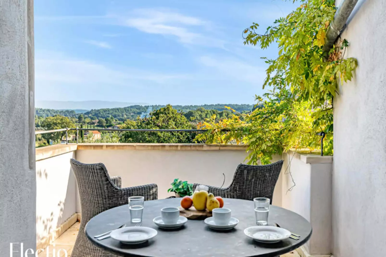 Loggia 9 Pin | R&eacute;sidence Les Petitons-Untagged