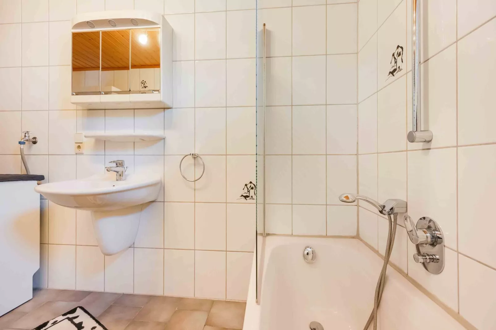 Ferienwohnung Andrea-Bathroom