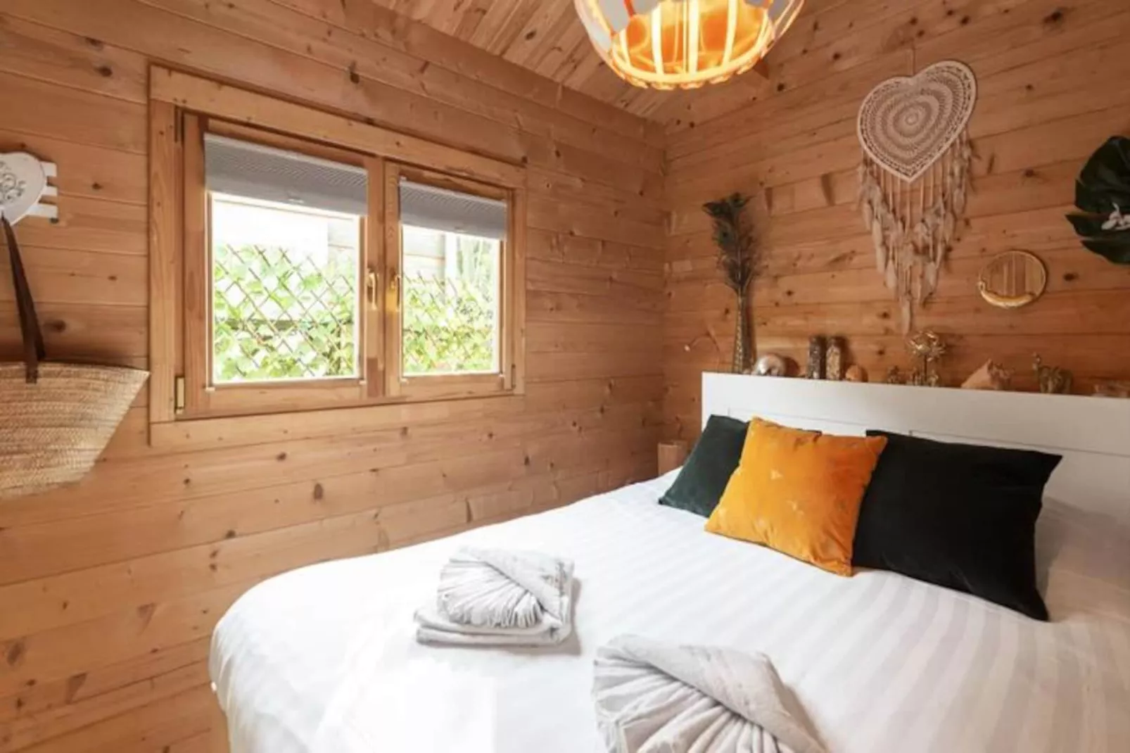 The Sea Lodge-Non tagué