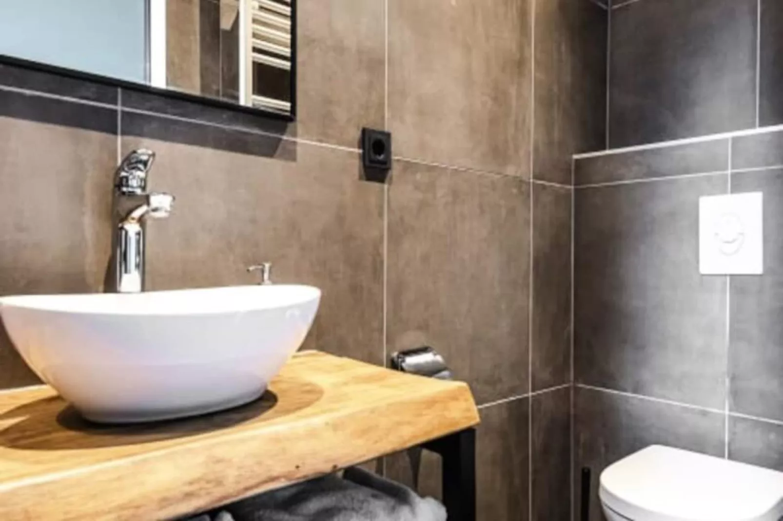 Zandvoort Lodge 1-Non tagué