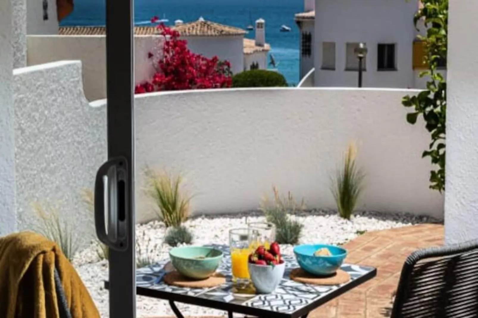 Lemon Tree - Waterside Apartments-Non tagué