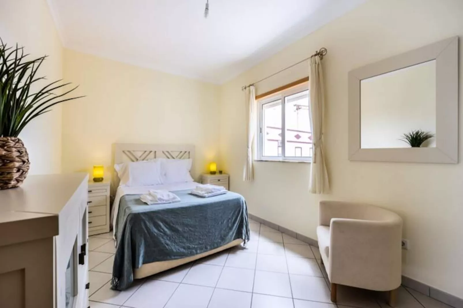 Altura Beach Apartment-Untagged