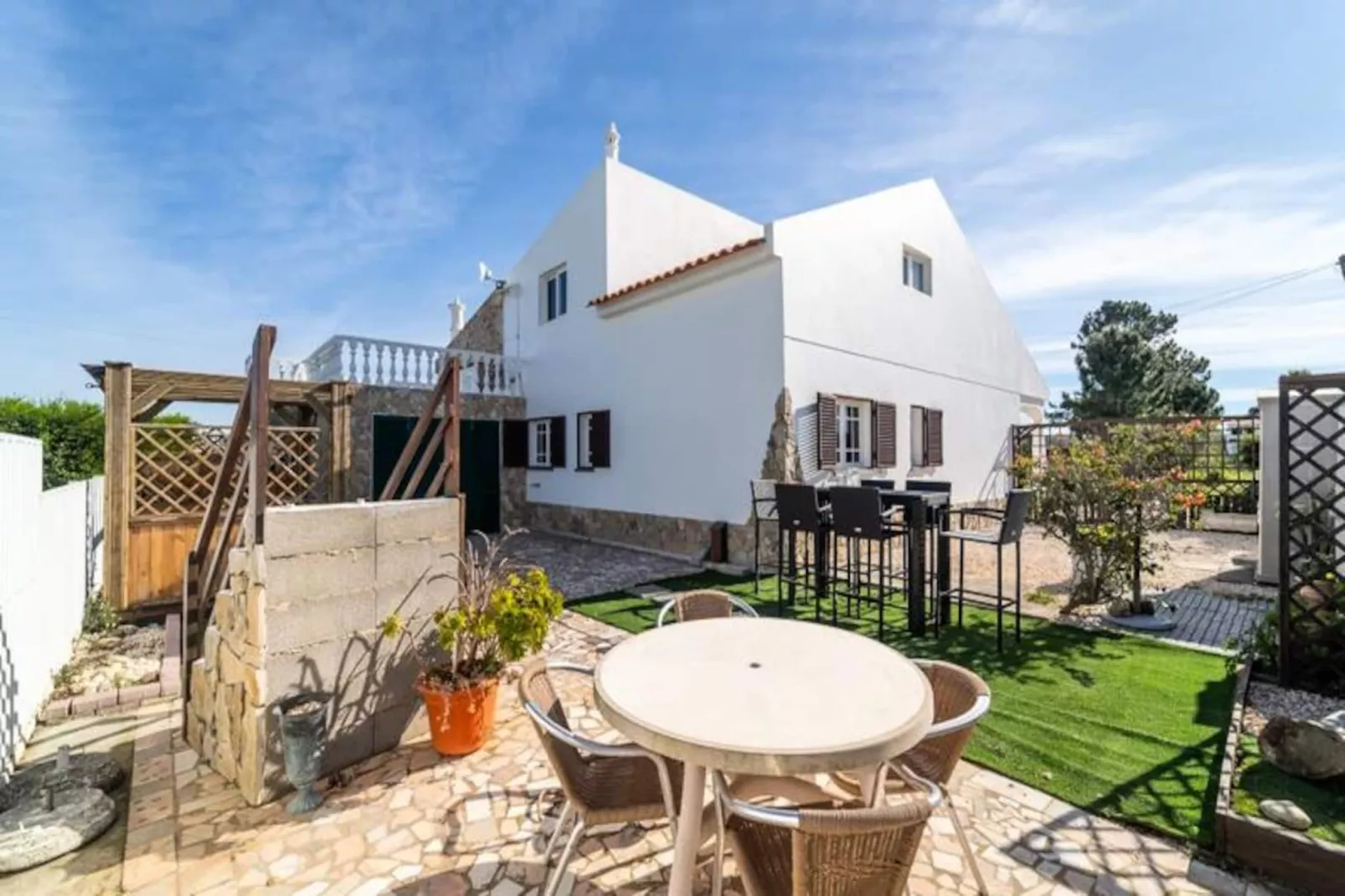 Blue Lee Residence-Untagged