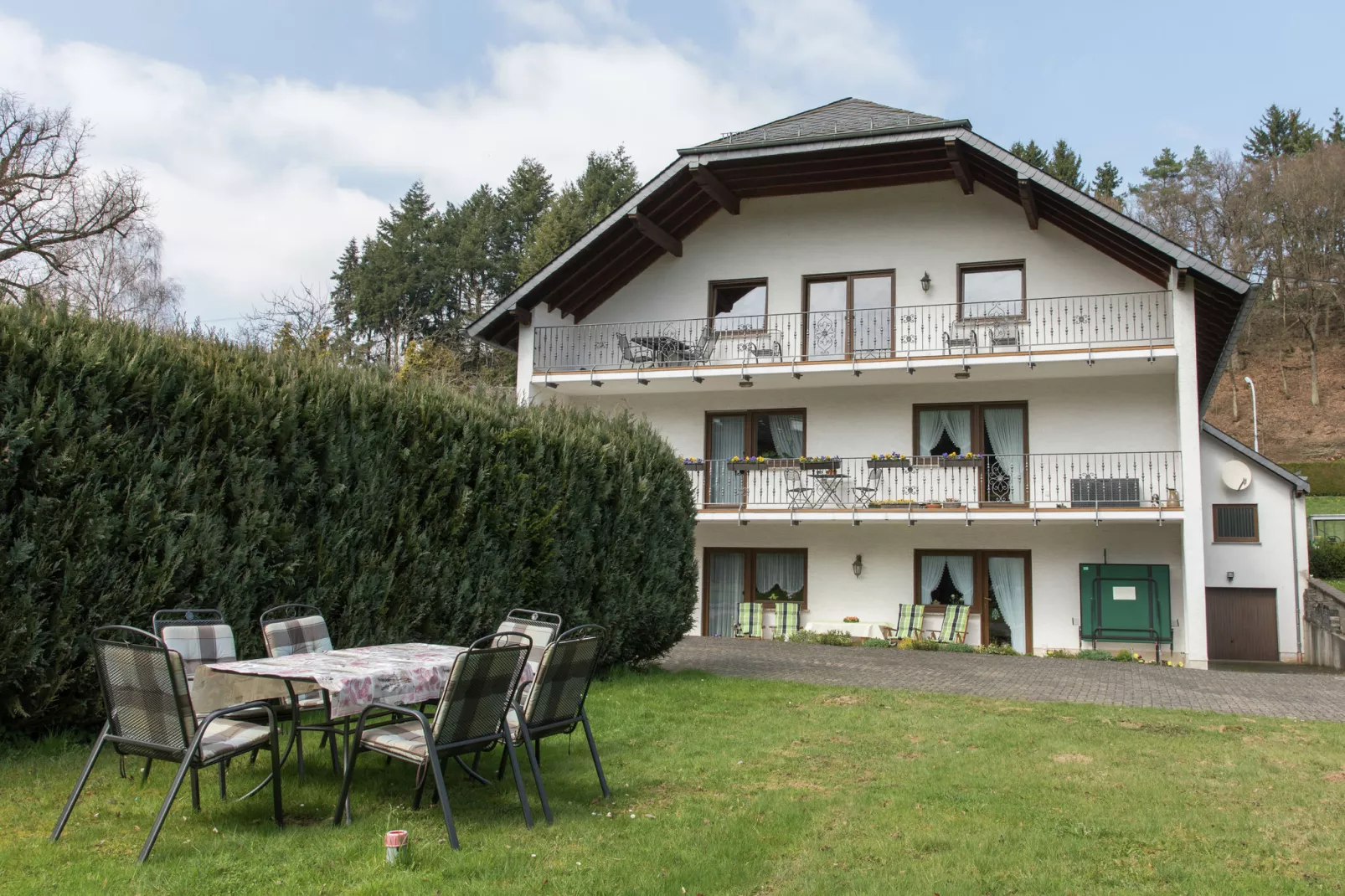Ferienwohnung Hoff OG-Gardens summer