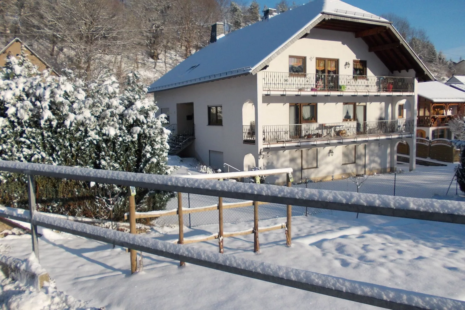 Ferienwohnung Hoff OG-Exterior winter