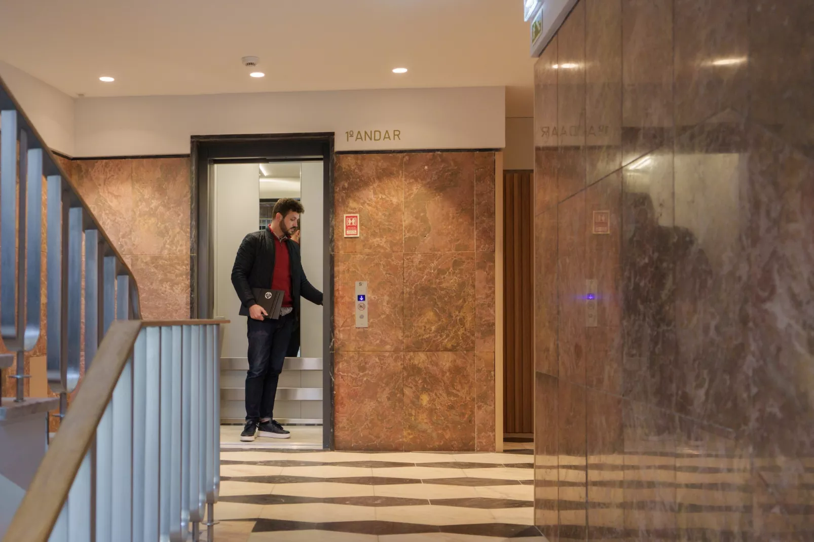 Feel Porto Firmeza Coworking & Flat 2.2-Empfangshalle