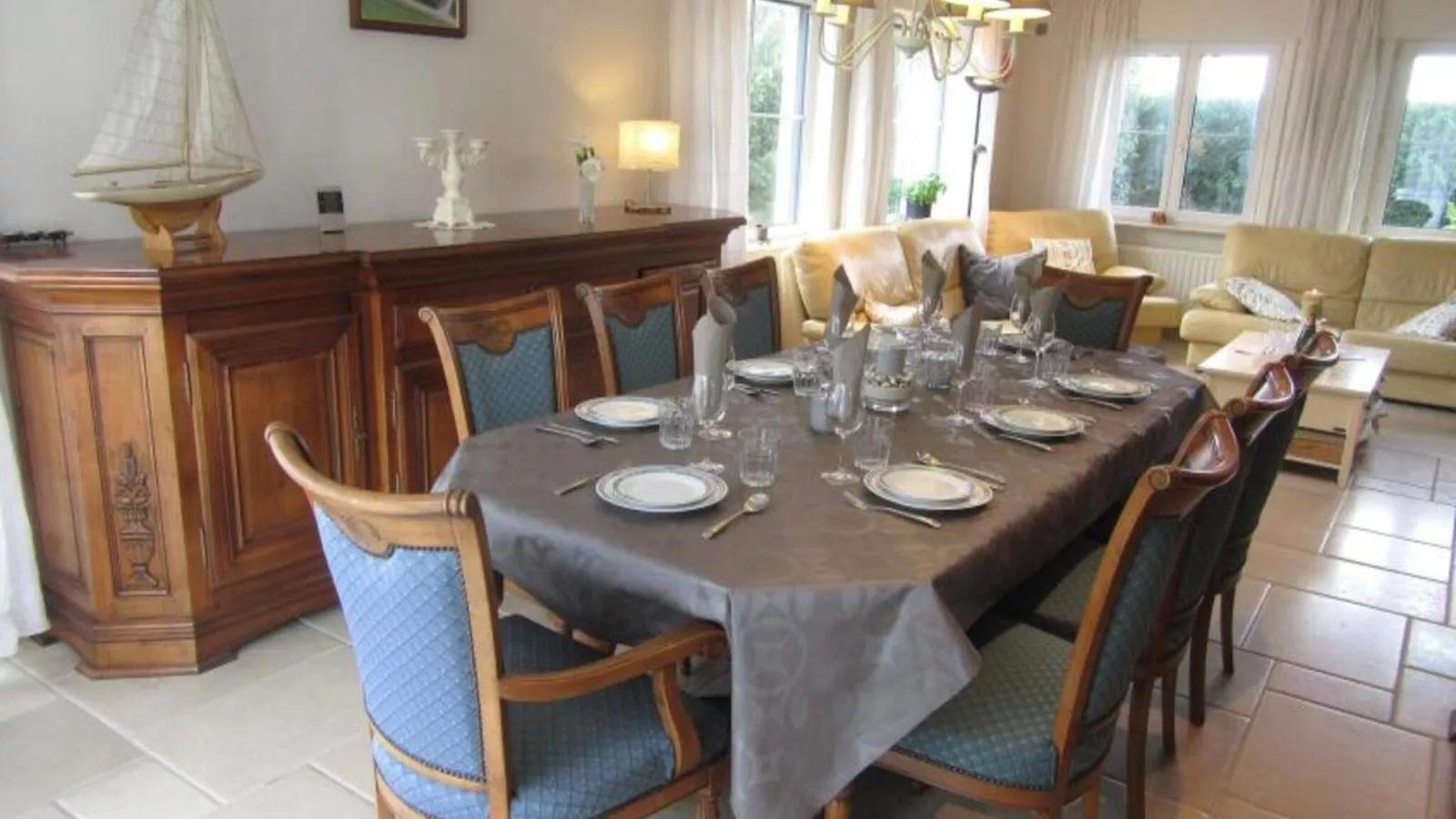 Frontzate-Dining room