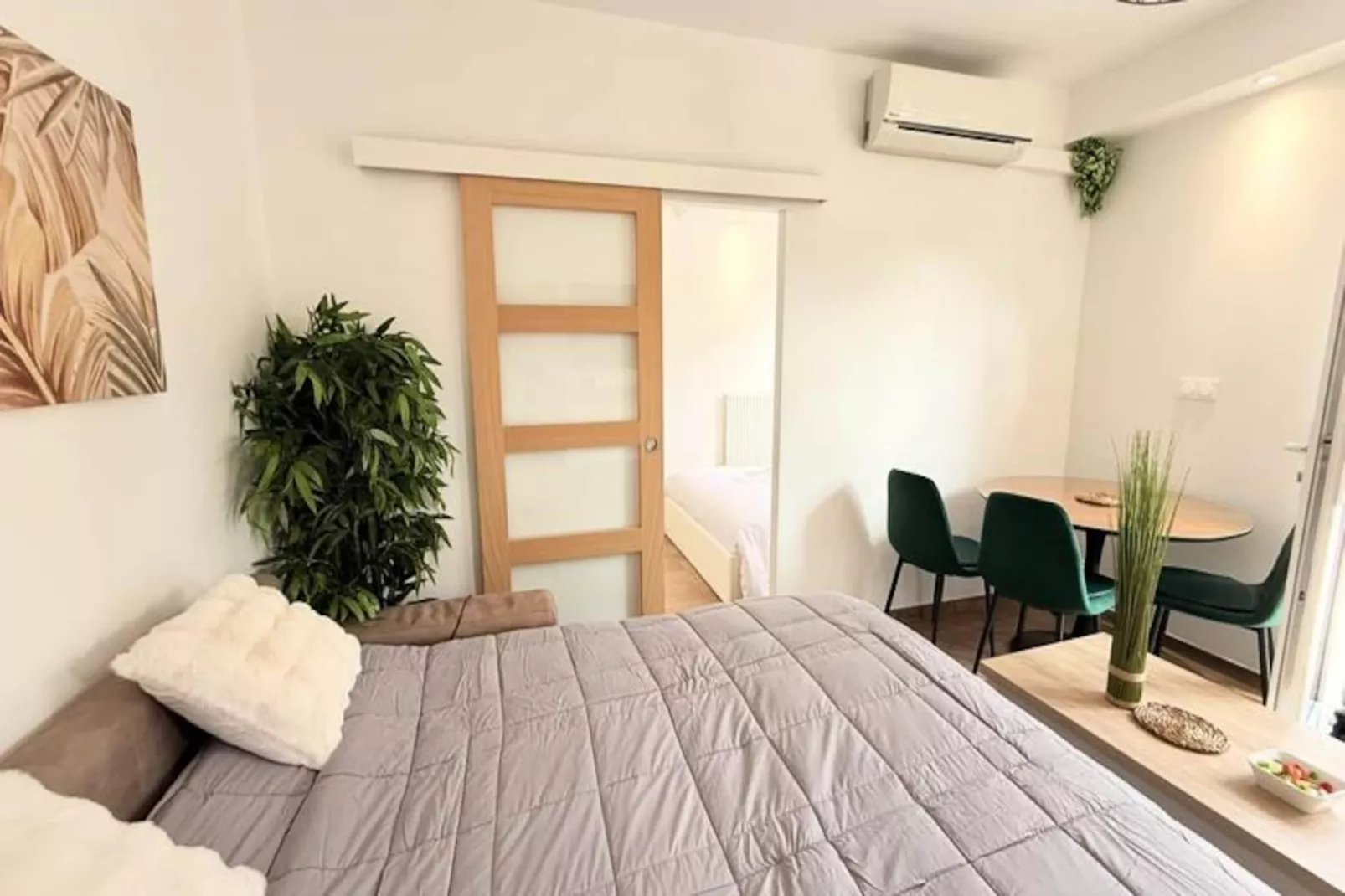 06cp - Beau T2 Super équipé Avec Terrasse-Non tagué