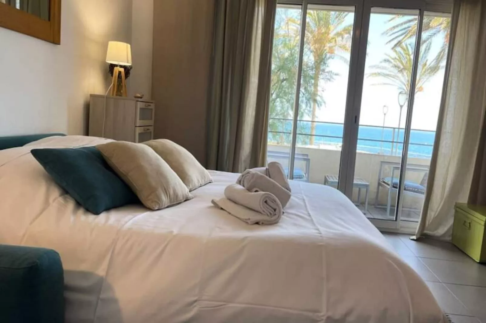 Résidence Studio Front De Mer Tout équipé Au Cœur Du Centre Ville Bd Leclerc-Untagged