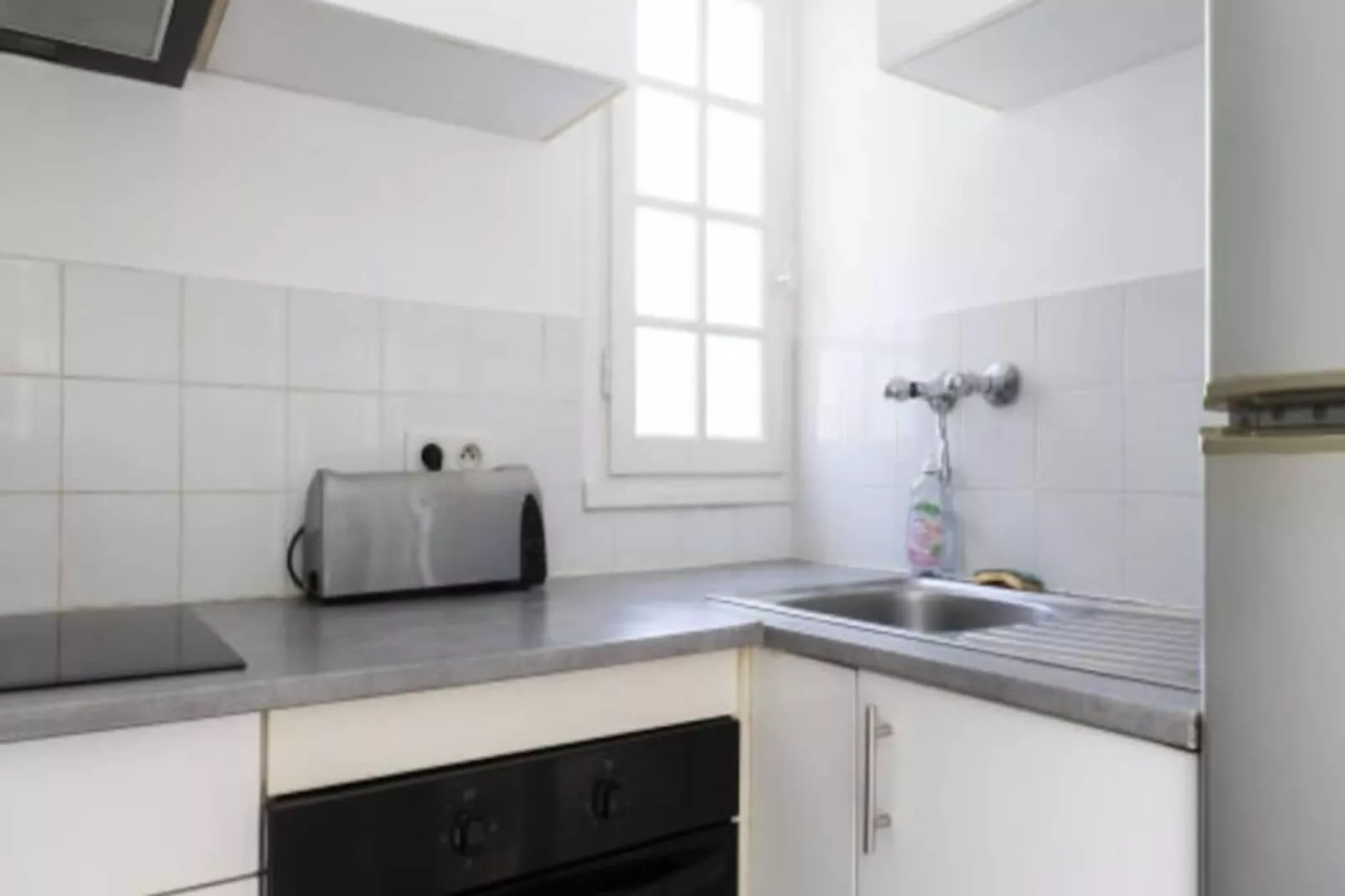 Résidence Studio Rénové Dans Le Coeur Du Vieil Antibes, Wifi, Climatisation-Non tagué