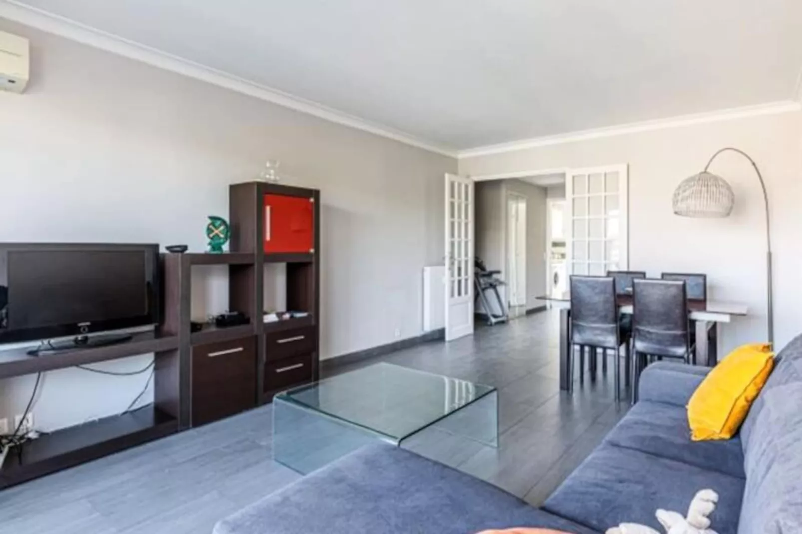 Résidence Tamanaco Beach : Appartement 1 Chambre Avec Balcon, Vue Mer Et Piscine-Untagged