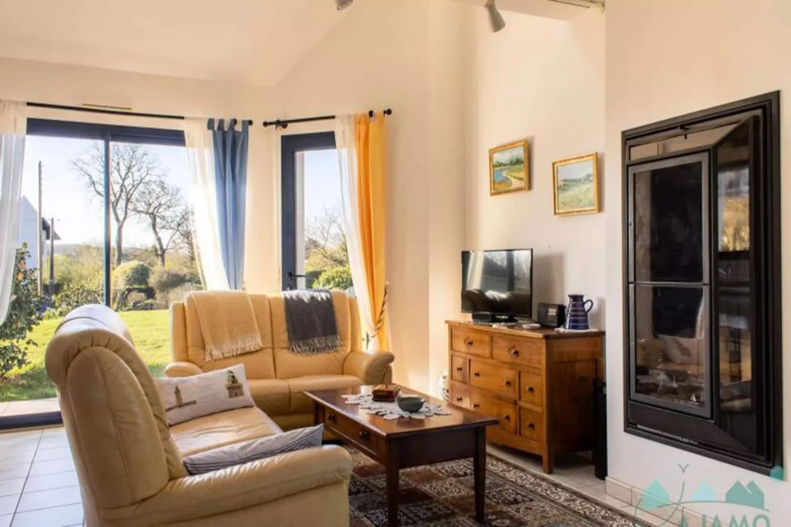 Résidence 305-frehel-Non tagué