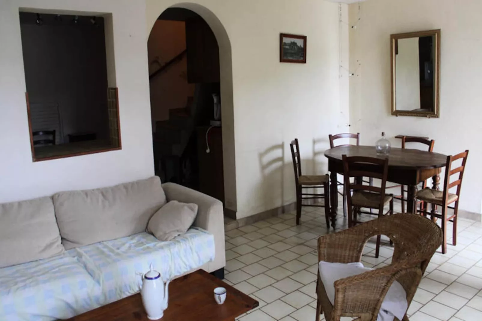 Maison à Entrechaux-Untagged