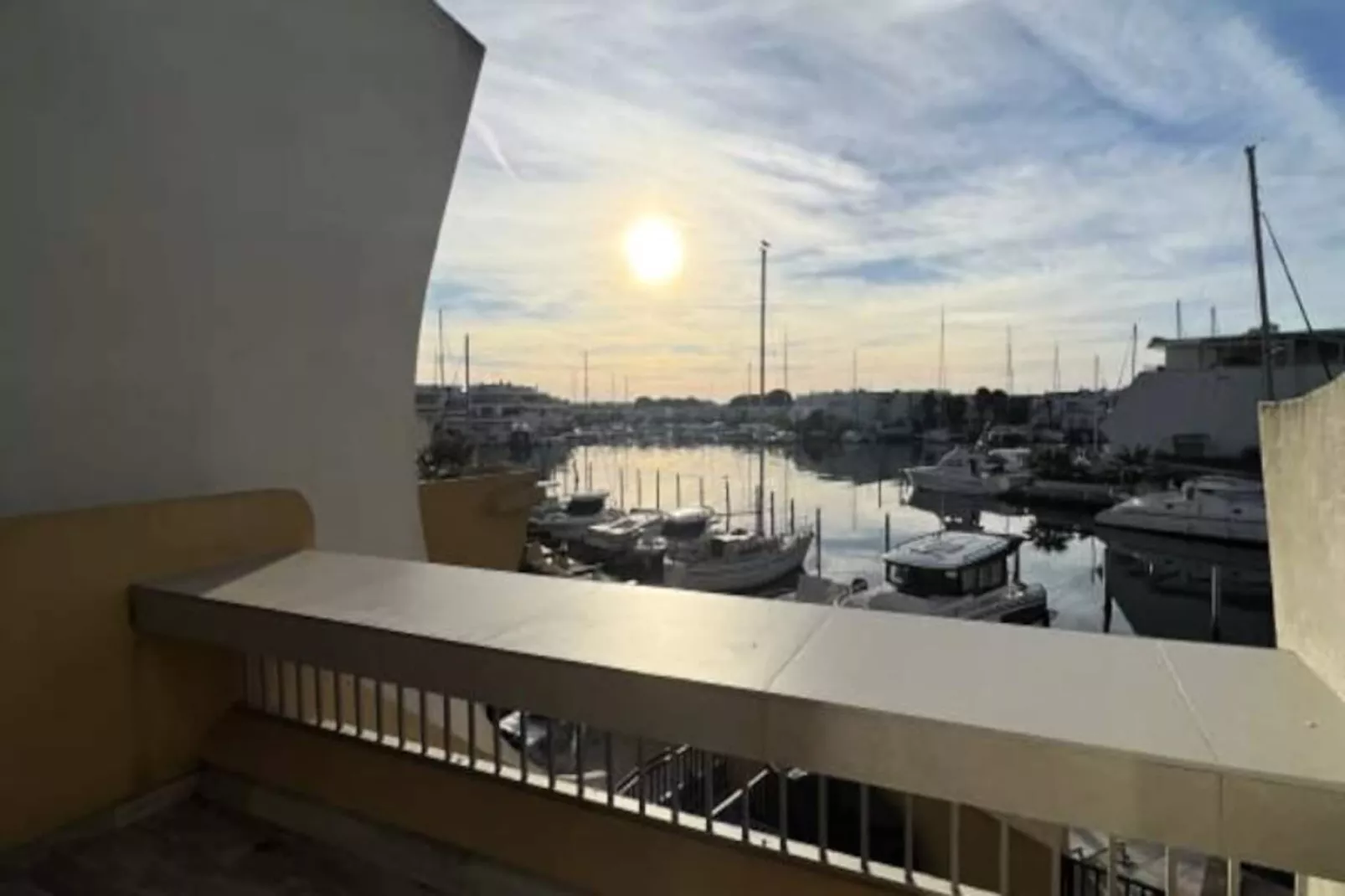 Résidence La Marina De Lairan : 2 Chambres Terrasse Vue Port De Plaisance-Nicht zugeordnet