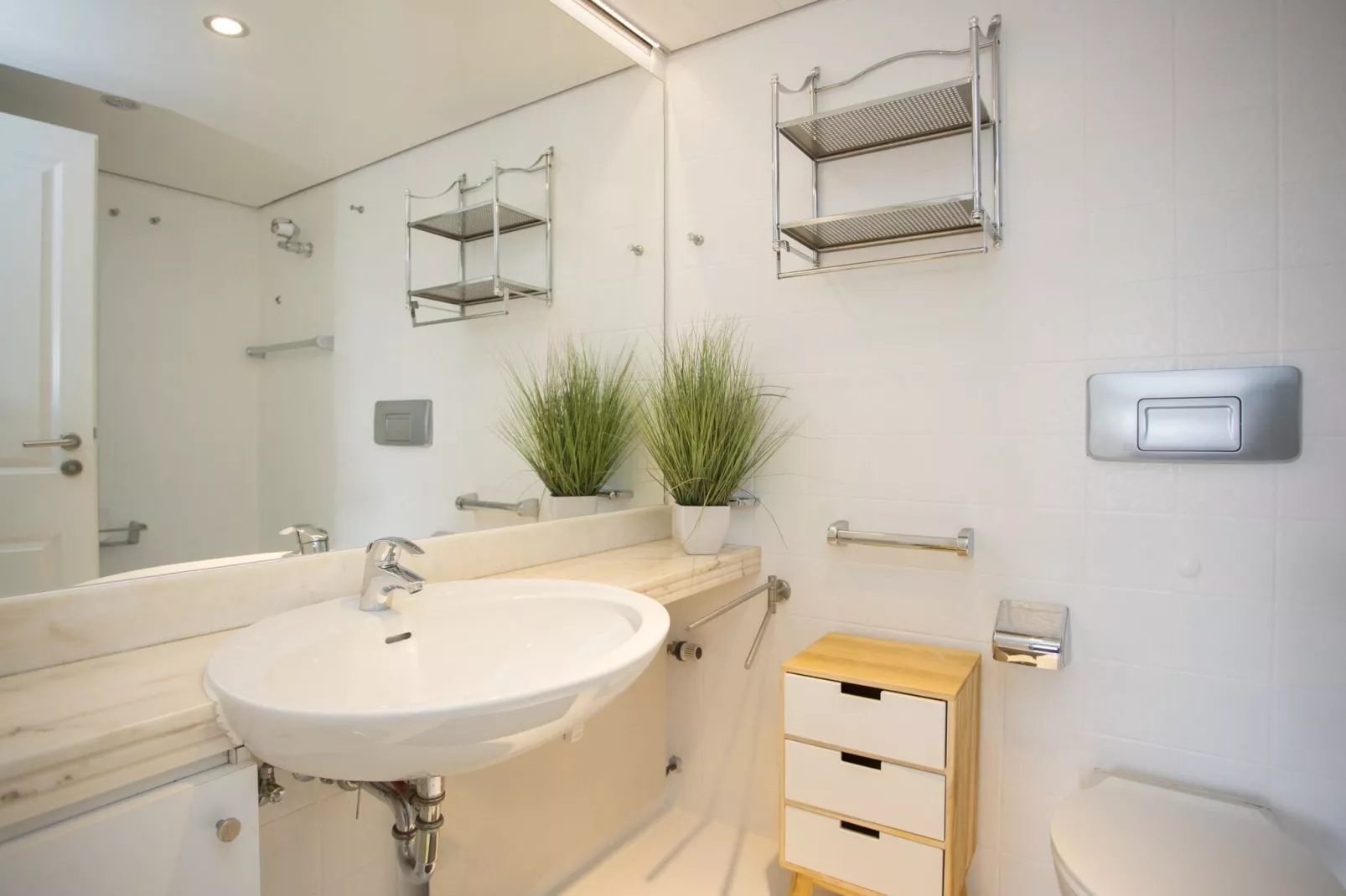 Am Waltenberg 59-G-Bathroom