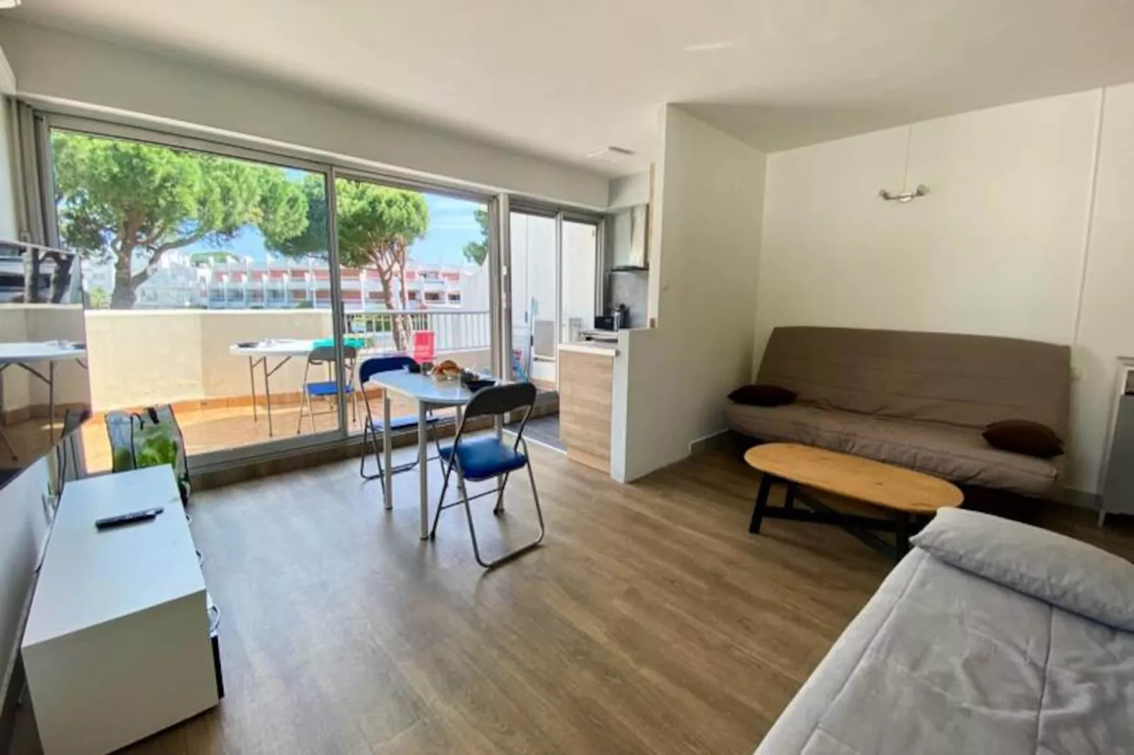 Résidence Le Saint Louis - Studio Terrasse Proche De La Plage-Untagged