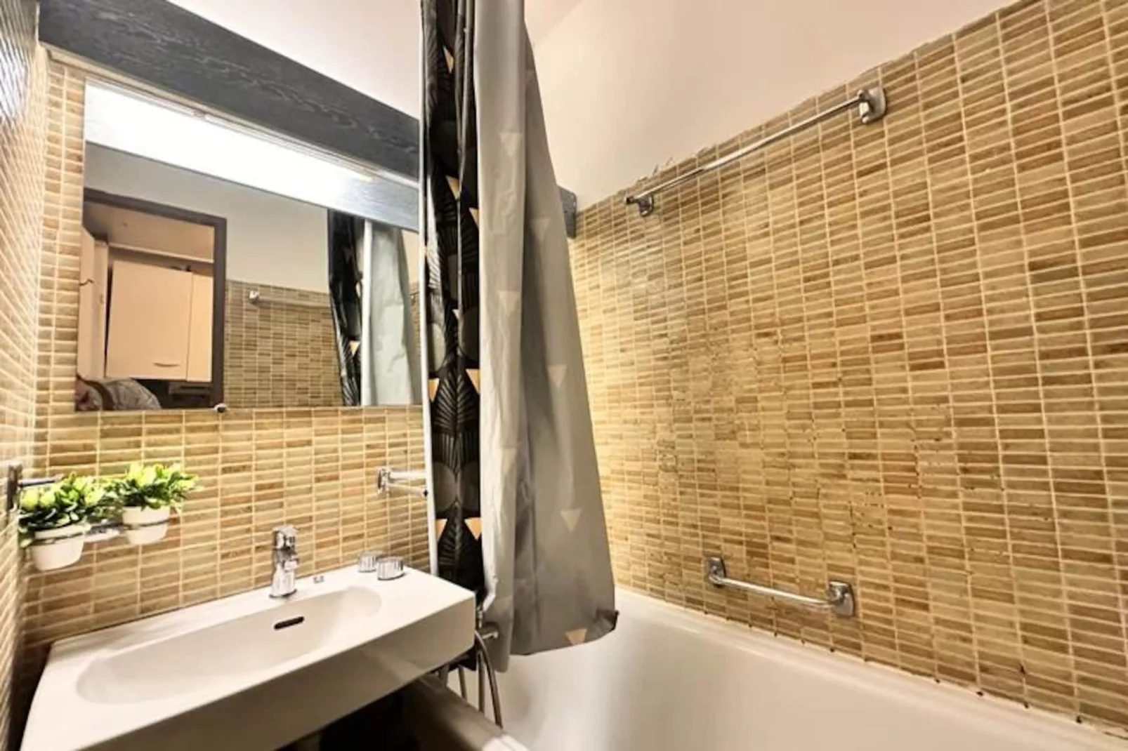 Résidence Studio Les Jardins Du Port  Port Camargue, Avec Piscine &agrave; 2 Pas De La Plage-Non tagué