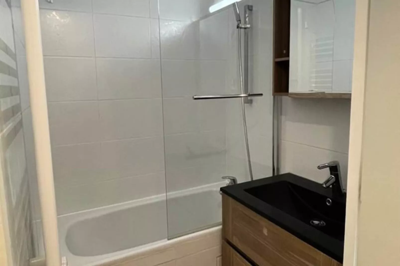 Résidence Roche Mantel-Nicht zugeordnet