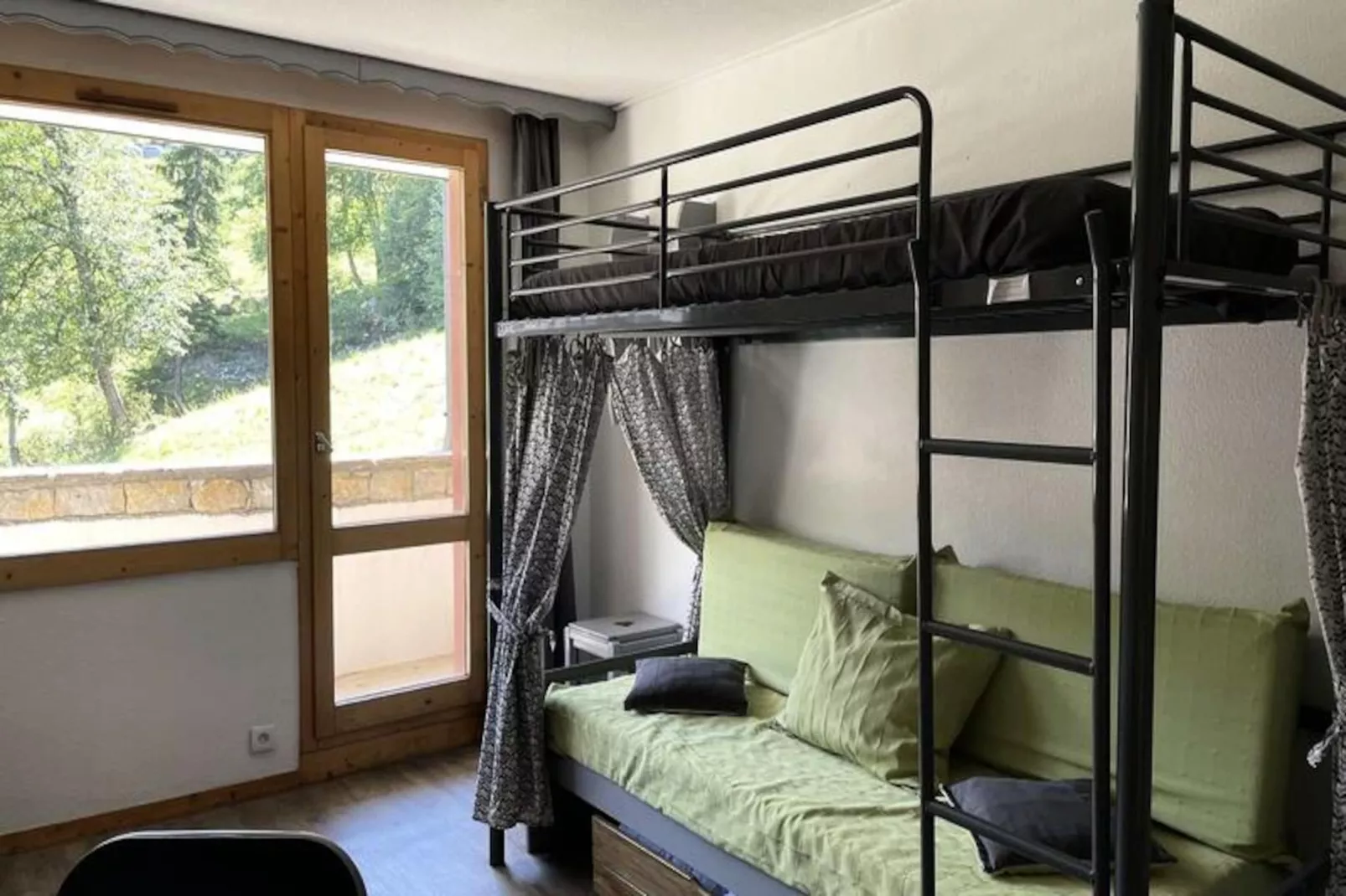 Résidence Camarine-Non tagué