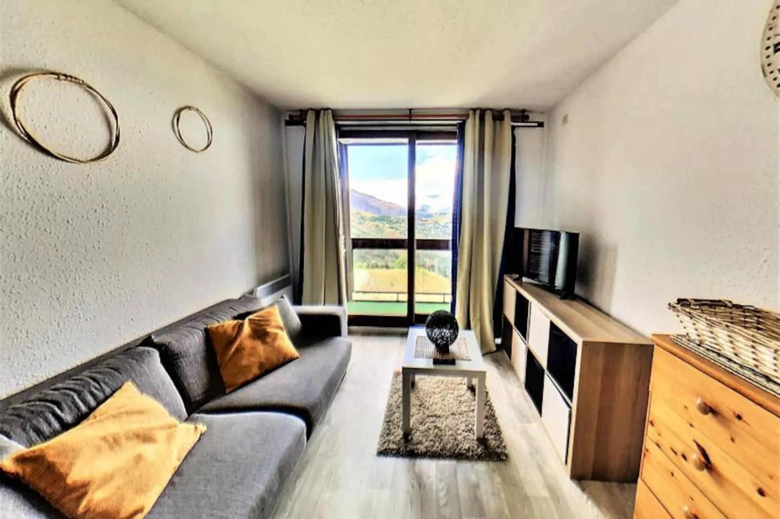 Résidence Lunik-Non tagué