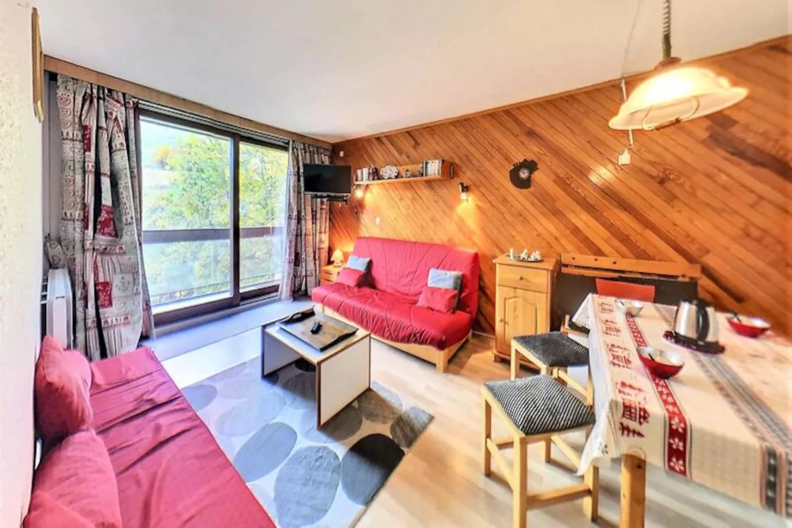 Résidence Lunik-Non tagué