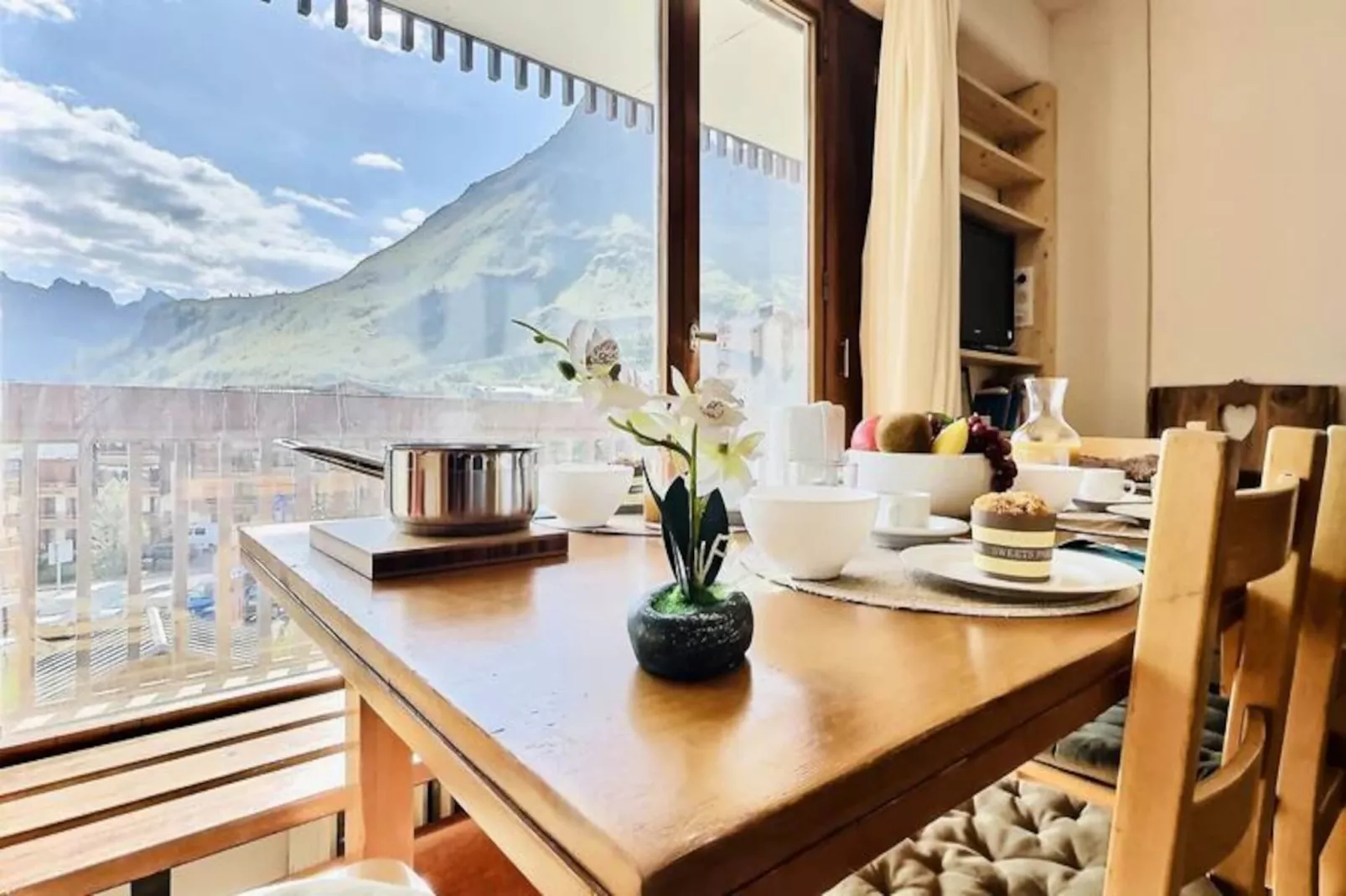 Le Chalet De La Tour-Untagged