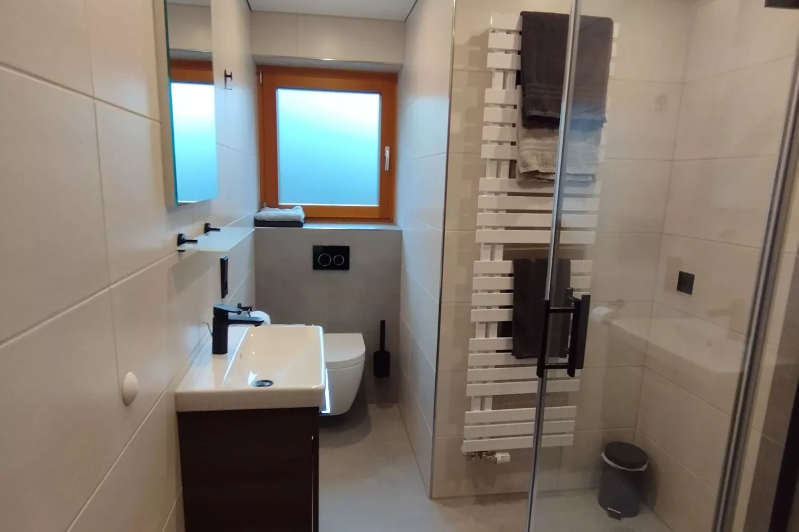 Bernau-Bathroom