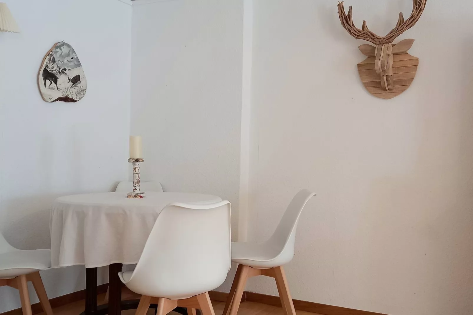 Altes Forsthaus-Esszimmer