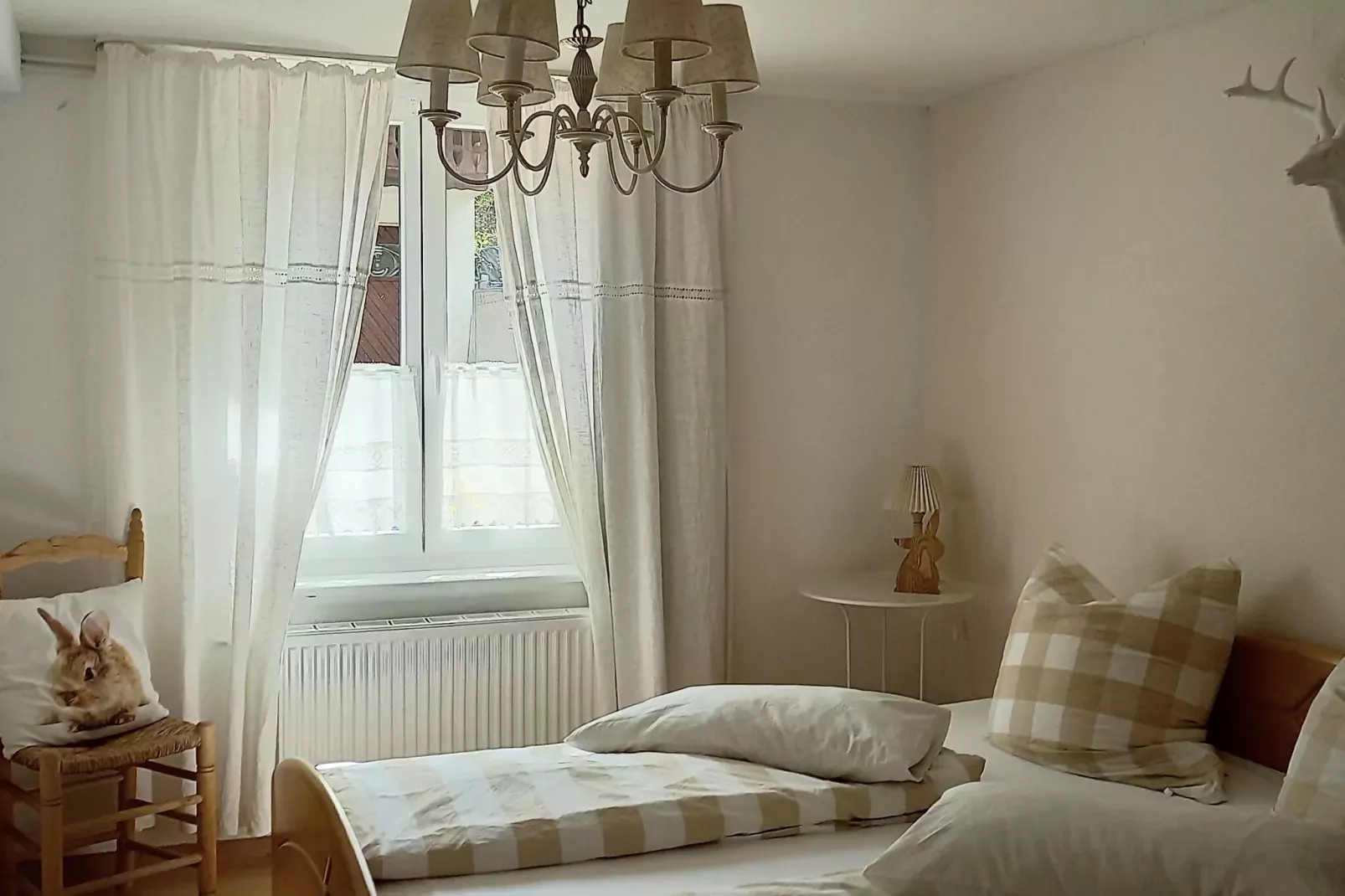 Altes Forsthaus-Schlafzimmer