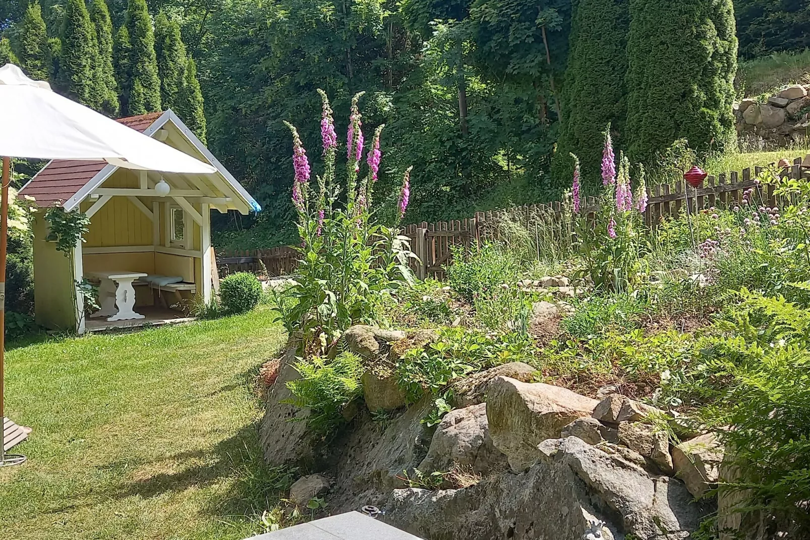 Altes Forsthaus-Garten Sommer