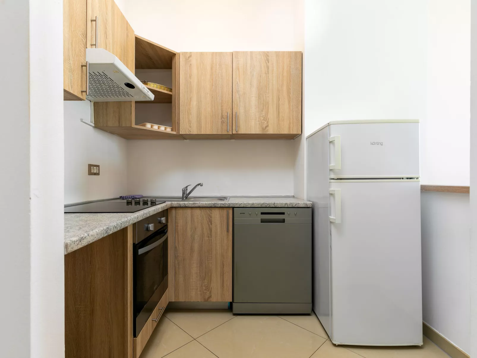 Aparthotel Rotonda Inn-Drinnen