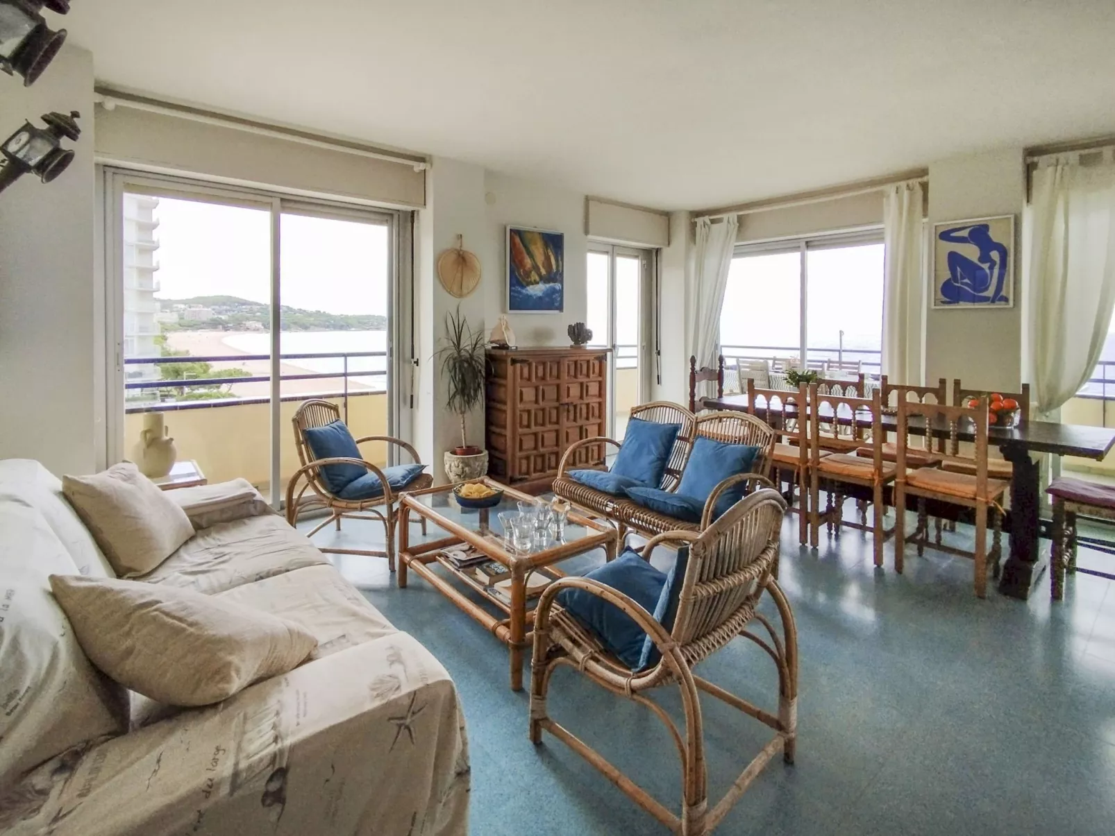 Los Laureles Blancos-Inside