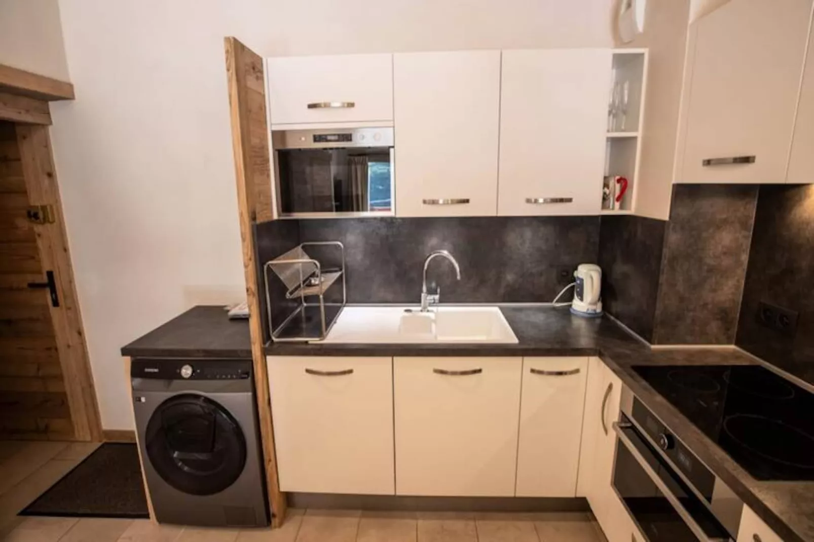 Sherpa 17 Avec Sauna, Front De Neige Mottaret-Non tagué