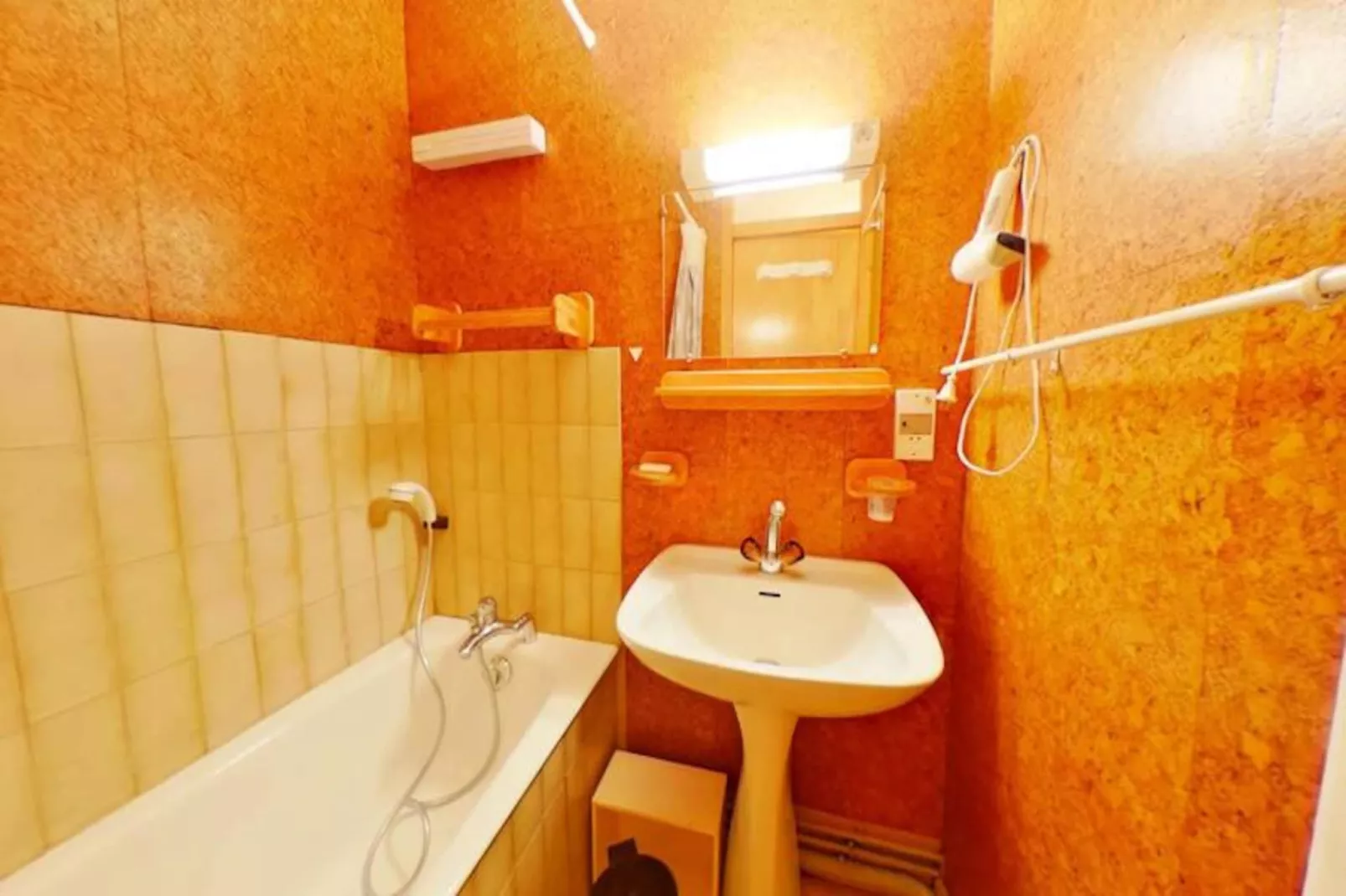 Résidence Cabri-Non tagué